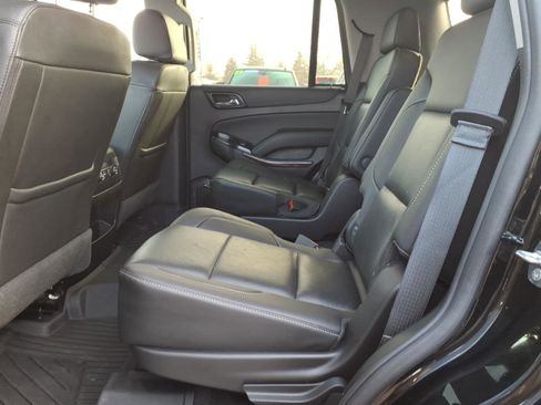 Used 2018 GMC Yukon SLT w/ Premium Edition image 14