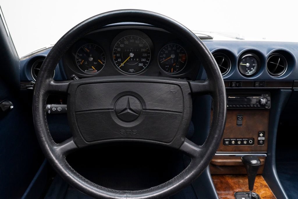 Used 1988 Mercedes-Benz 560 SL image 23