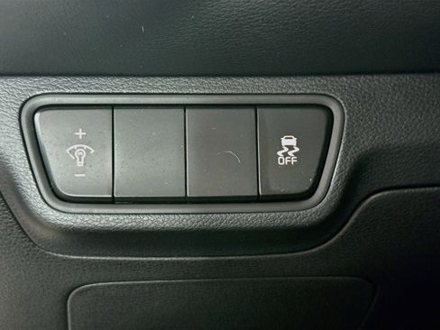 Used 2024 Kia Forte LXS FWD image 9