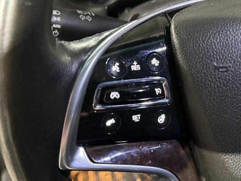 Used 2014 Cadillac XTS Luxury w/ Driver Awareness Package FWD image 18