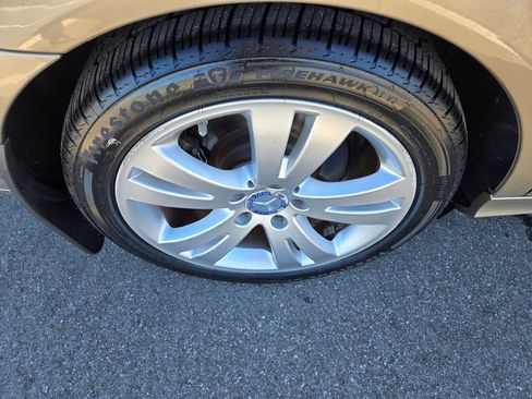 Used 2011 Mercedes-Benz C 300 Sedan image 12