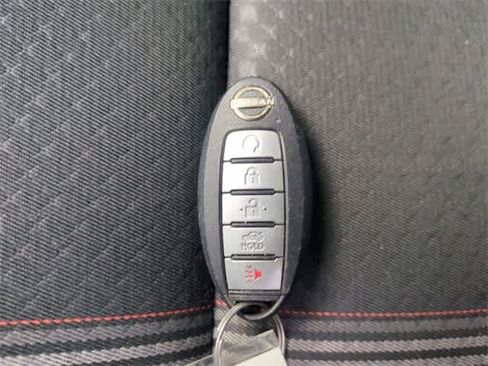 Used 2024 Nissan Altima 2.5 SR image 34