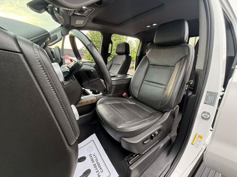 Used 2019 GMC Sierra 1500 Denali w/ Denali Ultimate Package AWD/4WD image 14