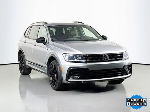 Used 2021 Volkswagen Tiguan SE R-Line image 1