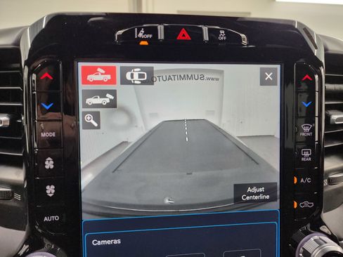 Used 2022 RAM 3500 Big Horn w/ Level B Equipment Group image 15