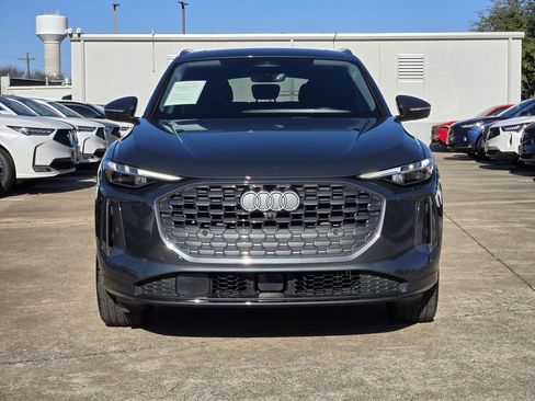 Certified 2025 Audi Q5 Premium Plus w/ Premium Plus image 3