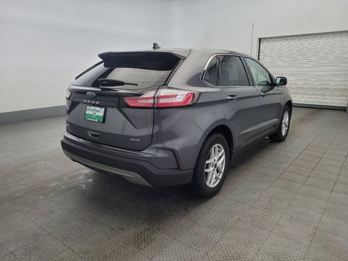 Used 2023 Ford Edge SEL image 9