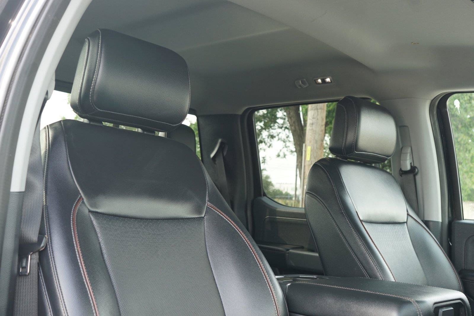 Used 2023 Ford F250 Lariat w/ Sport Appearance Package AWD/4WD image 30