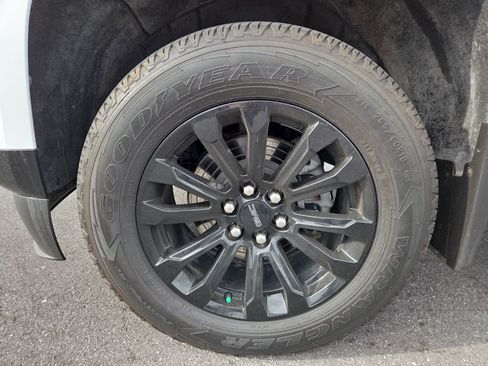 Used 2022 GMC Canyon Elevation w/ Elevation Premium Package image 27