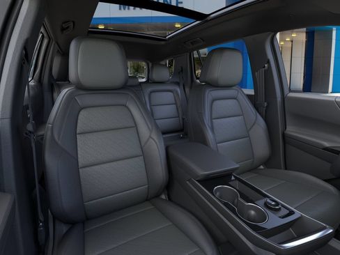 New 2027 Chevrolet Equinox LT FWD image 16