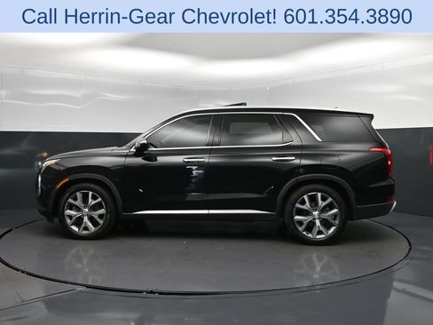 Used 2021 Hyundai Palisade SEL w/ Premium Package FWD image 4
