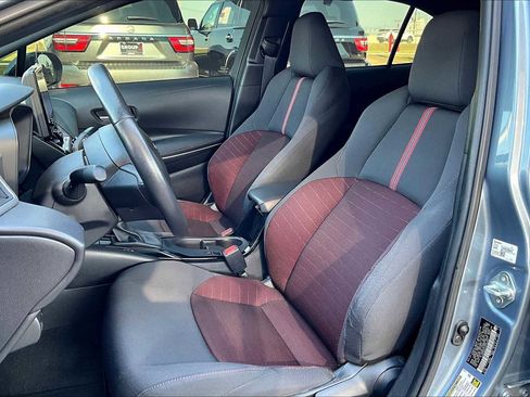 Used 2023 Toyota Corolla SE image 13
