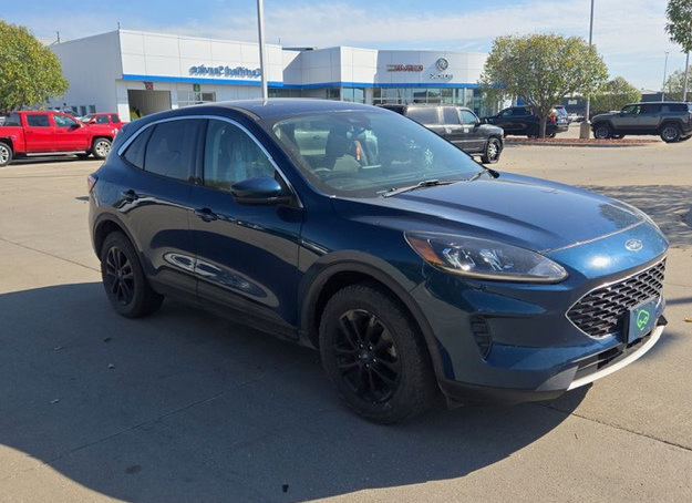 Used 2020 Ford Escape SE AWD/4WD image 1