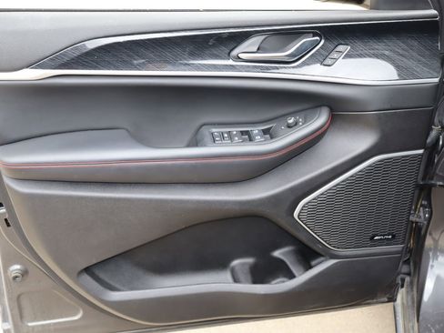 Used 2022 Jeep Grand Cherokee Trailhawk image 20