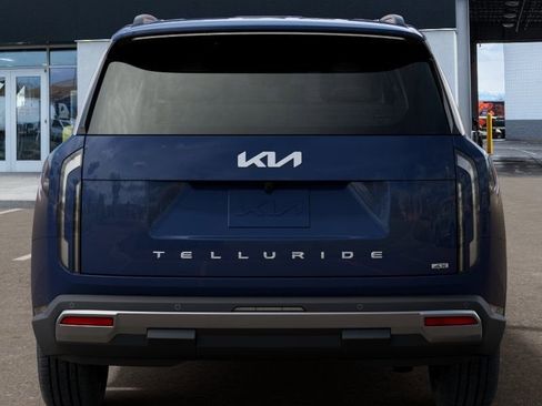New 2027 Kia Telluride S image 13
