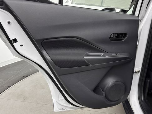 Used 2022 Nissan Kicks S image 23