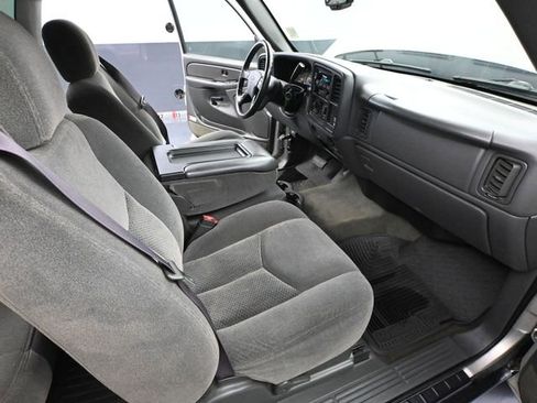 Used 2004 Chevrolet Silverado 1500 w/ Light Duty Power Package image 44