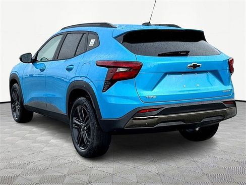 New 2026 Chevrolet Trax ACTIV w/ Sunroof Package image 4