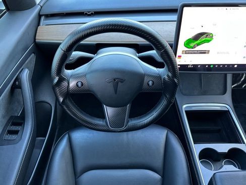 Used 2021 Tesla Model 3 Standard Range Plus image 25