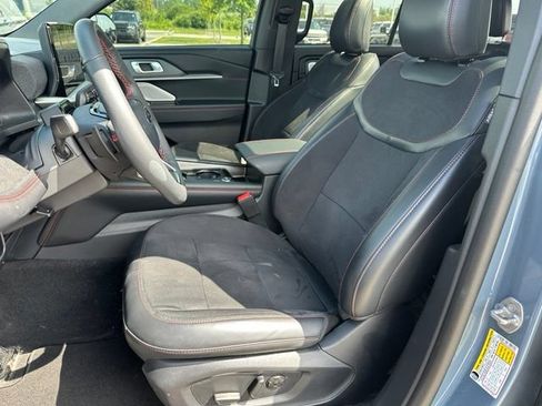 Used 2025 Ford Explorer ST w/ Sun And Sound Package AWD/4WD image 15
