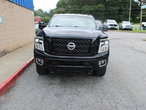 Used 2019 Nissan Titan PRO-4X w/ Pro-4x Utility Package AWD/4WD image 2