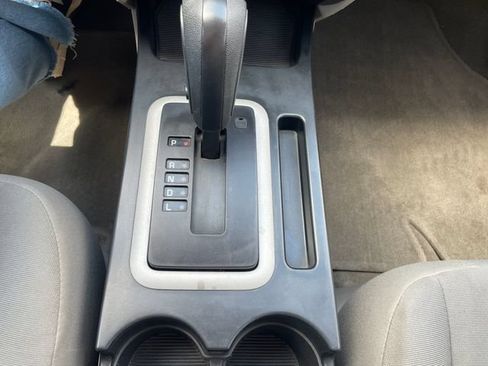 Used 2011 Ford Escape XLS w/ 101A Rapid Spec Order Code FWD image 14