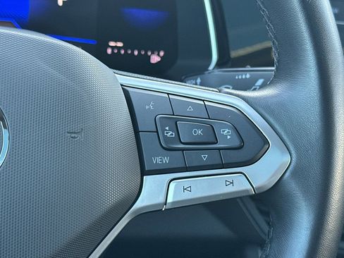 Used 2024 Volkswagen Jetta SE w/ Panoramic Sunroof Package image 28