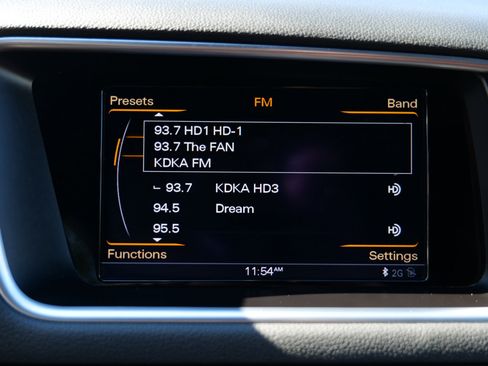 Used 2017 Audi Q5 3.0T Premium Plus w/ Technology Package image 29