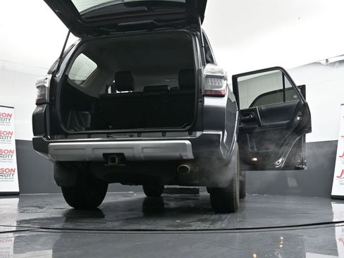 Used 2019 Toyota 4Runner TRD Off-Road Premium image 42