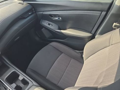 Certified 2024 Nissan Sentra SV FWD image 15