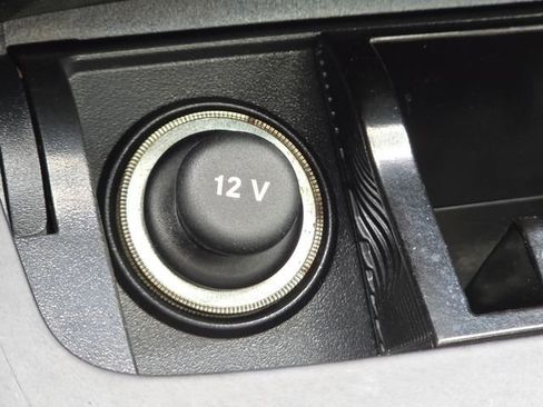 Used 2018 Mercedes-Benz GLA 250 4MATIC image 13