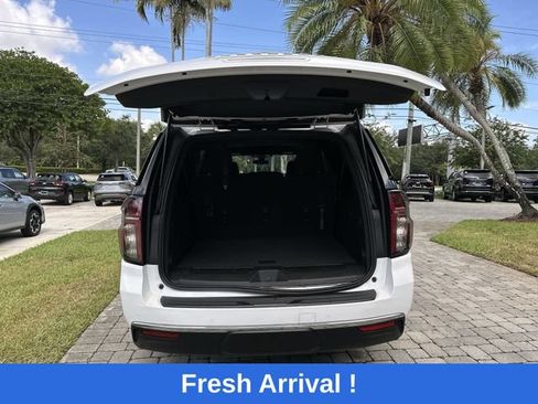 Used 2021 Chevrolet Suburban LS RWD image 28