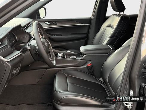 New 2026 Jeep Grand Cherokee Limited image 10