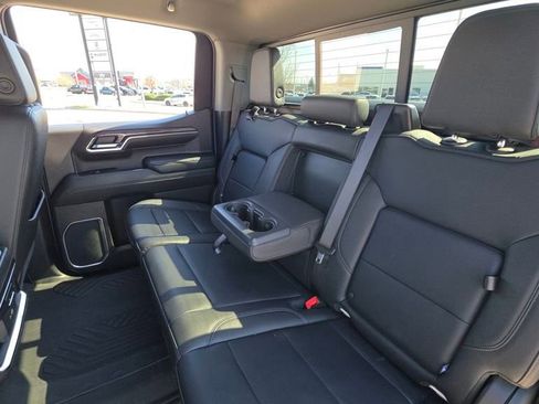 Used 2024 Chevrolet Silverado 1500 LTZ image 18