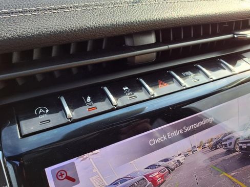 Certified 2024 Jeep Grand Cherokee Limited image 20