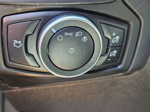 Used 2017 Ford Focus SE image 21