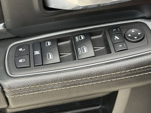 Used 2024 RAM 2500 Laramie image 26