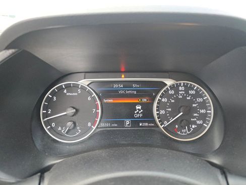 Used 2023 Nissan Sentra SV image 9