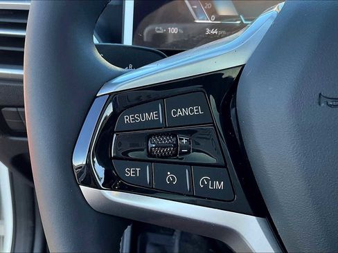 Used 2025 BMW i4 eDrive40 w/ Parking Assistance Package image 21