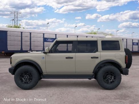 New 2026 Ford Bronco Outer Banks w/ Sasquatch Package AWD/4WD image 3