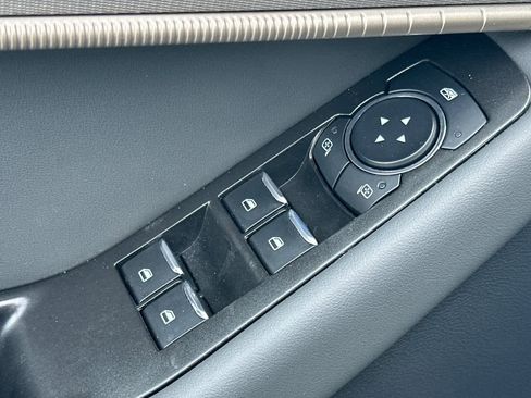 Certified 2025 Ford Explorer Active image 14