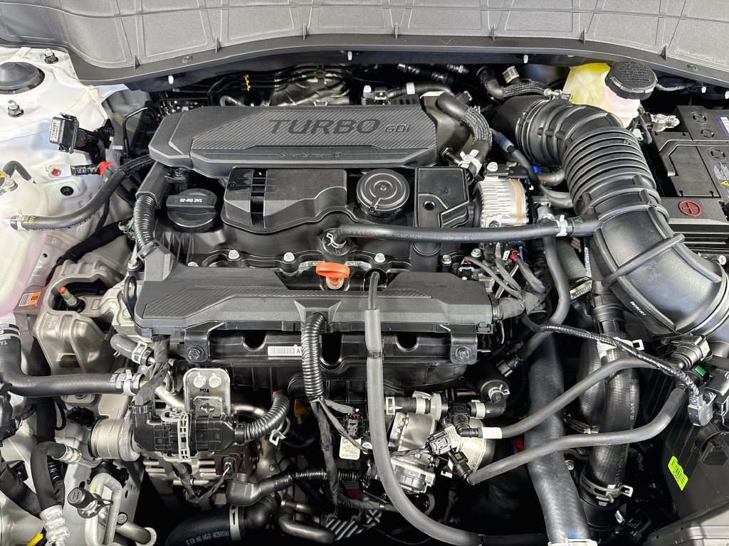 New 2027 Hyundai Kona Limited AWD/4WD image 32