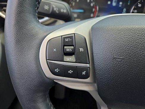 Certified 2023 Ford Explorer XLT w/ Equipment Group 202A AWD/4WD image 14