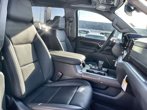New 2026 GMC Sierra 1500 SLT w/ SLT Premium Plus Package image 25
