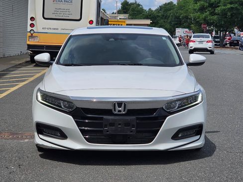 Used 2020 Honda Accord EX image 2