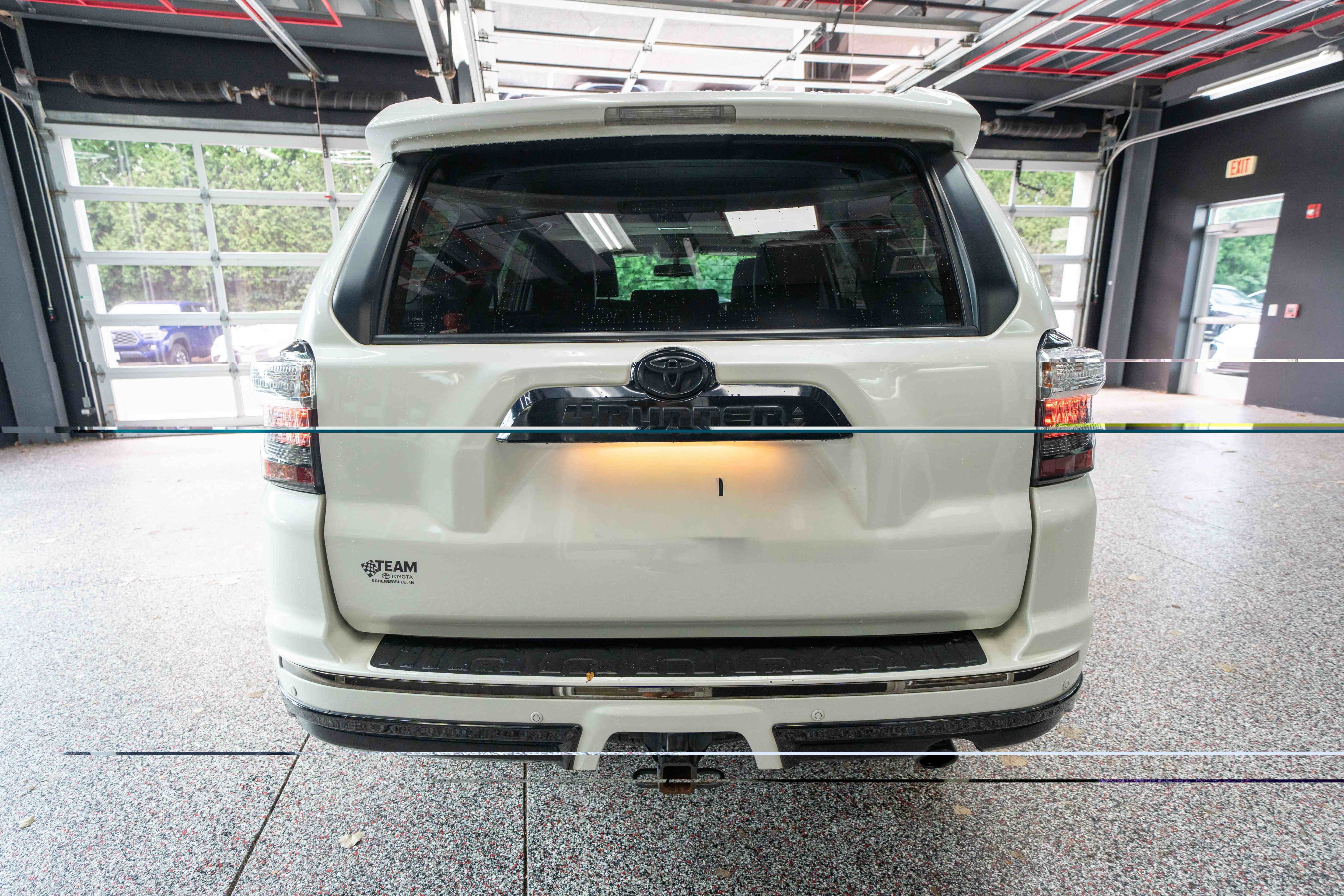 Used 2019 Toyota 4Runner Limited AWD/4WD image 3