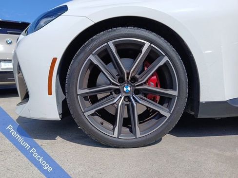 Used 2023 BMW 230i Coupe w/ M Sport Package image 5