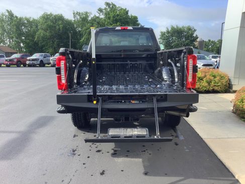 Used 2024 Ford F250 XL w/ STX Appearance Package image 5