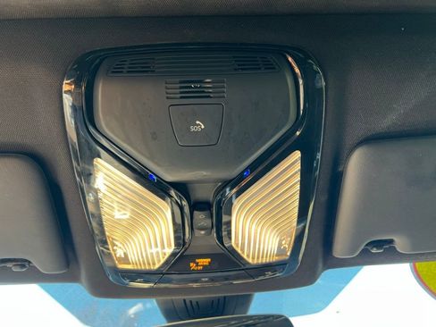 Used 2021 BMW 430i xDrive Coupe w/ M Sport Package image 31