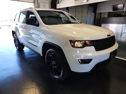 Used 2019 Jeep Grand Cherokee Laredo